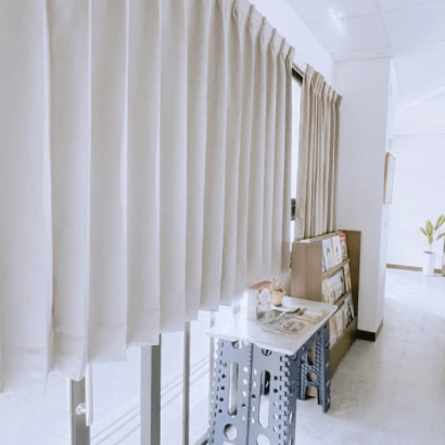 curtain-05.png